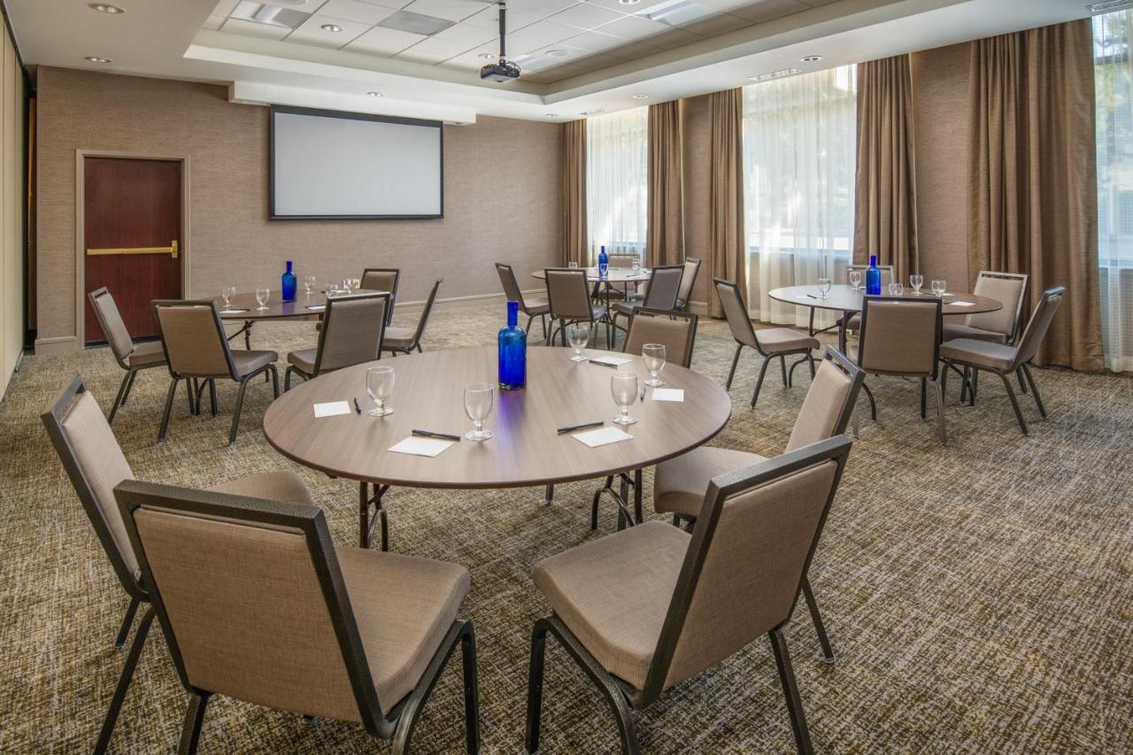  | SpringHill Suites Seattle Downtown