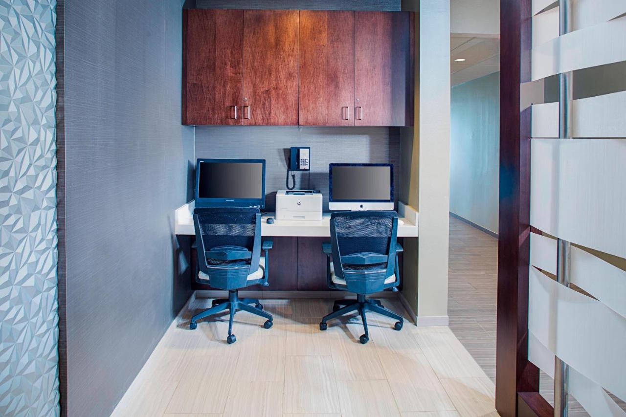  | Springhill Suites by Marriott Carle Place Garden City