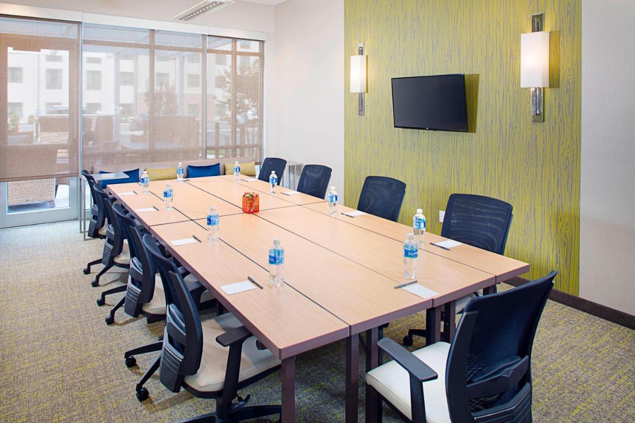  | Springhill Suites by Marriott Carle Place Garden City