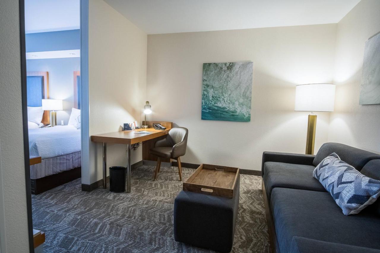 | Springhill Suites by Marriott Winston-Salem Hanes Mall