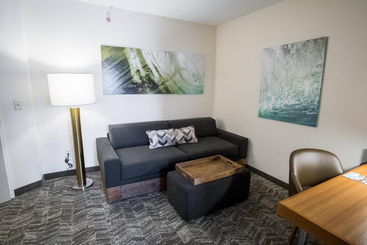 | Springhill Suites by Marriott Winston-Salem Hanes Mall