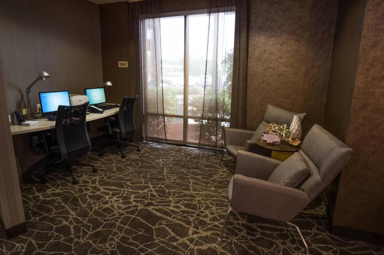 | Springhill Suites by Marriott Winston-Salem Hanes Mall