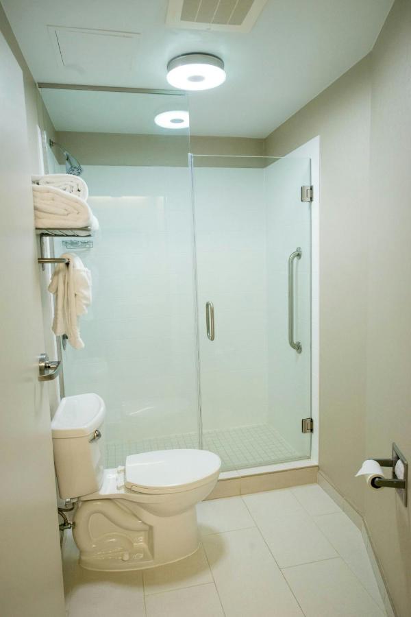 | Springhill Suites by Marriott Winston-Salem Hanes Mall