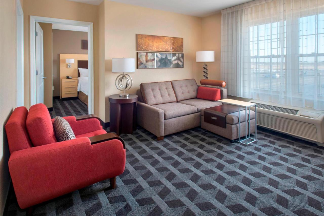  | TownePlace Suites by Marriott Republic Airport Long Island