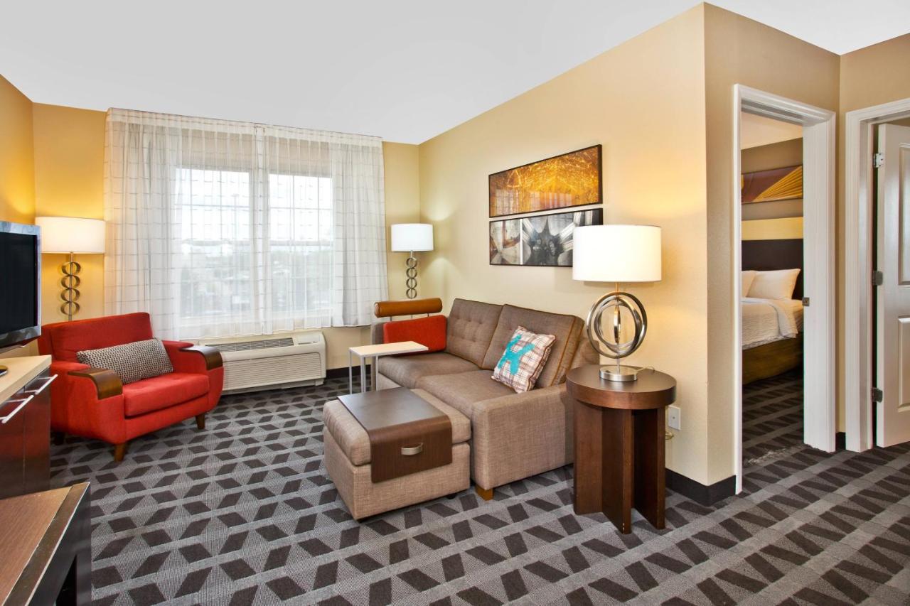  | TownePlace Suites by Marriott Republic Airport Long Island