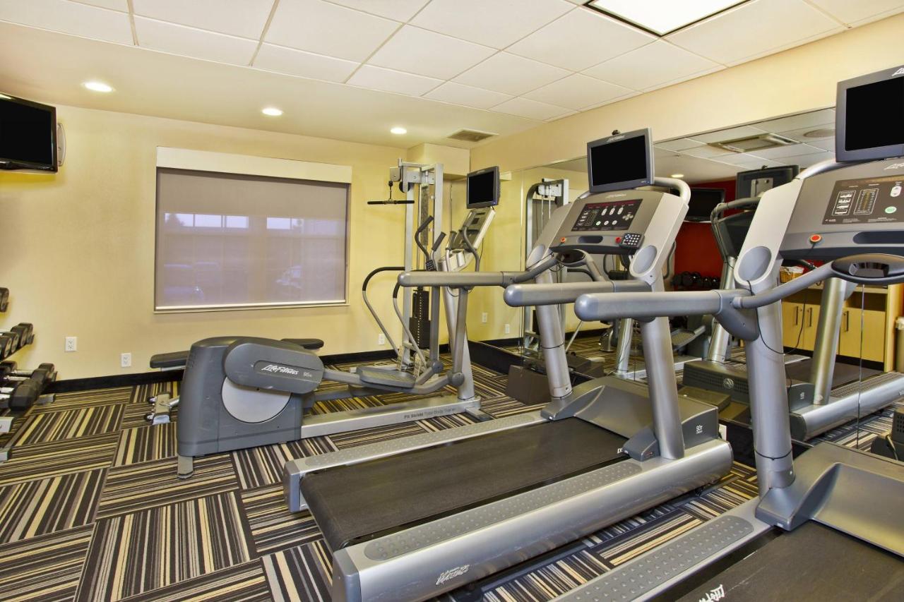  | TownePlace Suites by Marriott Republic Airport Long Island