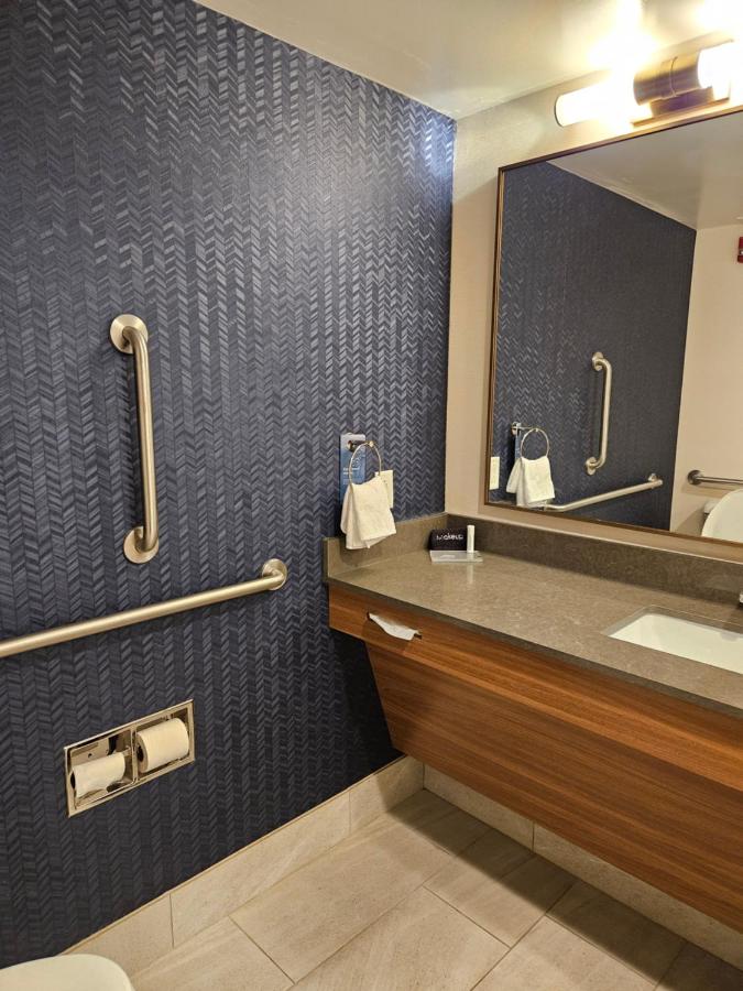  | Fairfield Inn & Suites Athens Marriott