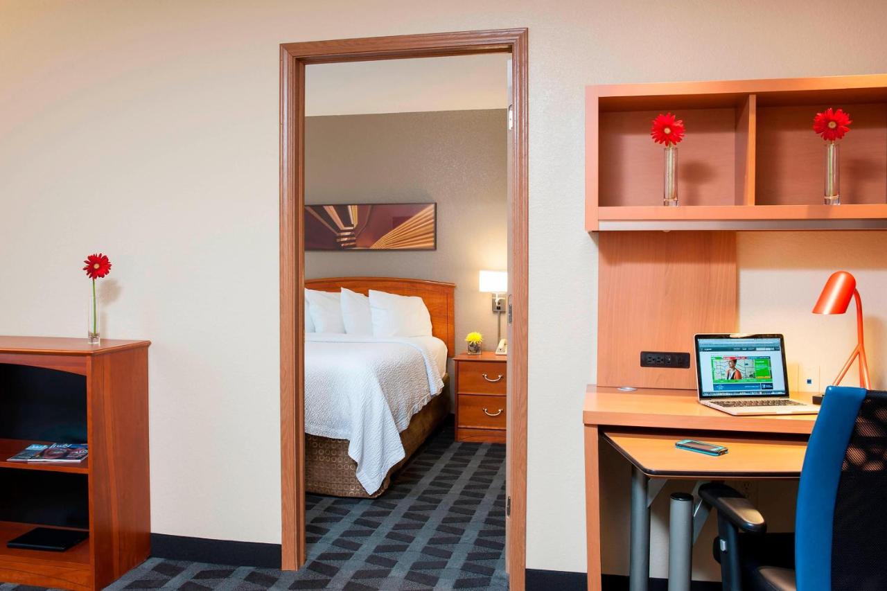  | TownePlace Suites by Marriott Indianapolis Park 100