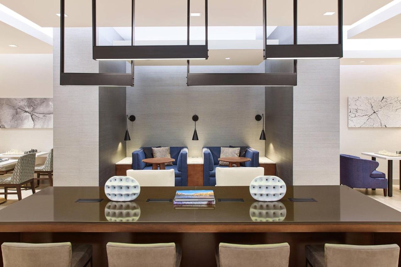 King or Double Room - Concierge Level at Warner Center Marriott Woodland Hills