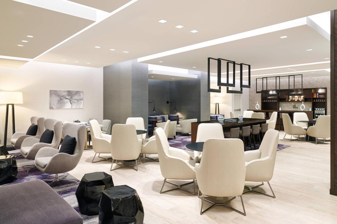 King or Double Room - Concierge Level at Warner Center Marriott Woodland Hills