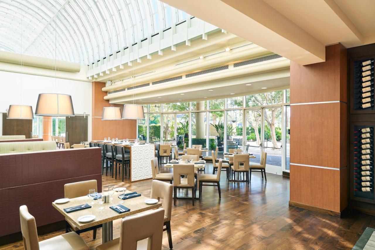 | Warner Center Marriott Woodland Hills