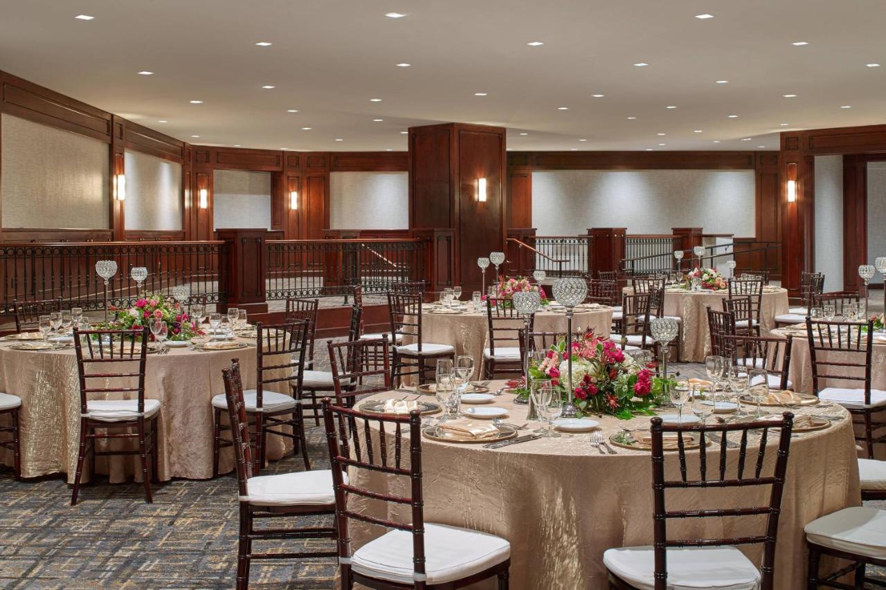 | Warner Center Marriott Woodland Hills