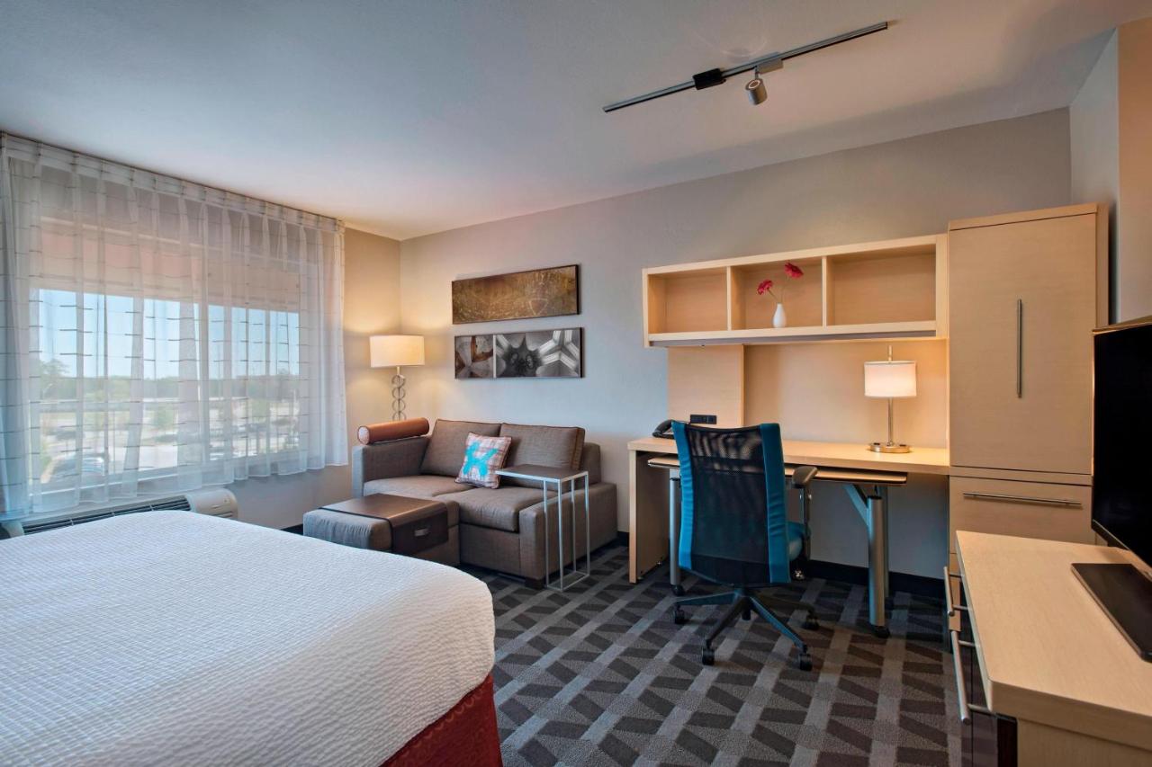 | TownePlace Suites Fayetteville Cross Creek