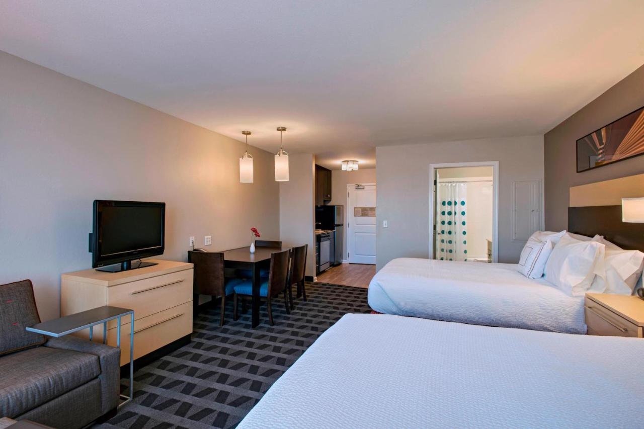 | TownePlace Suites Fayetteville Cross Creek