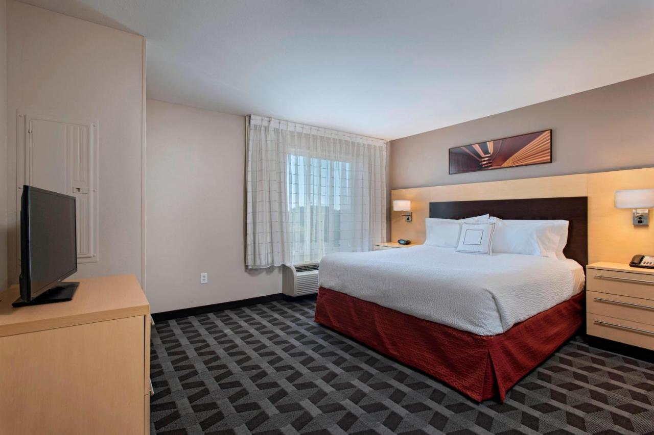| TownePlace Suites Fayetteville Cross Creek