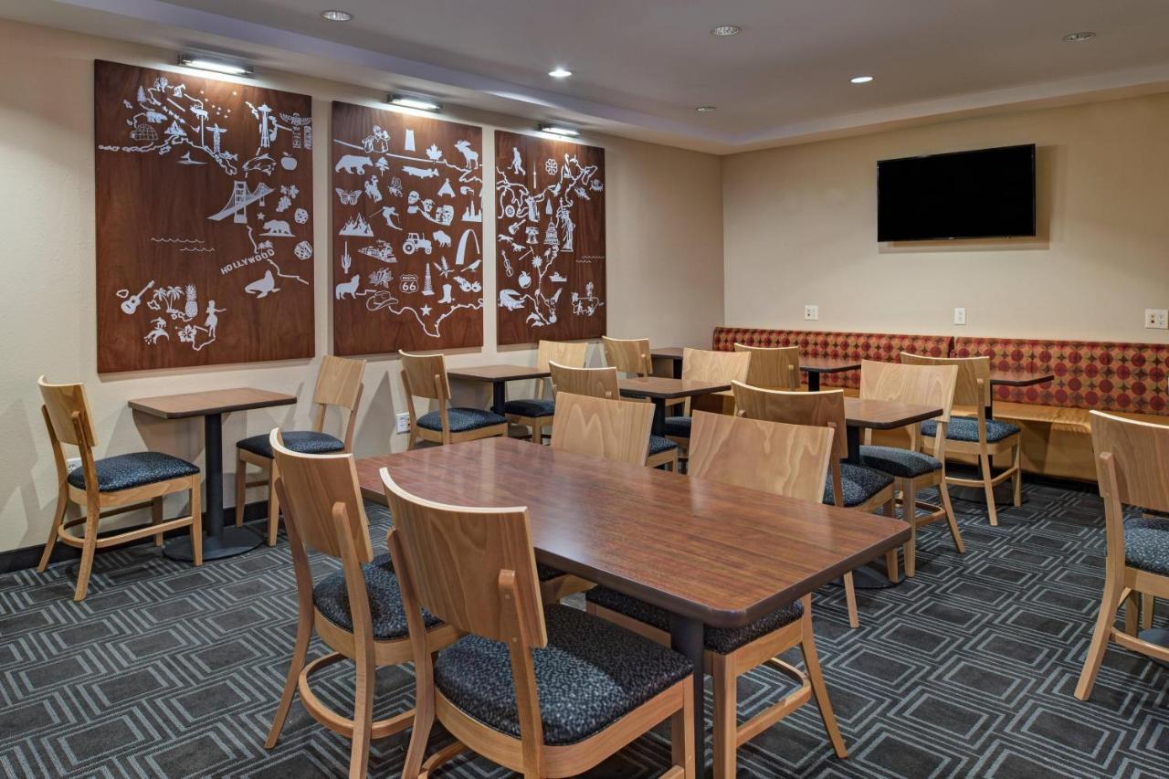 | TownePlace Suites Fayetteville Cross Creek
