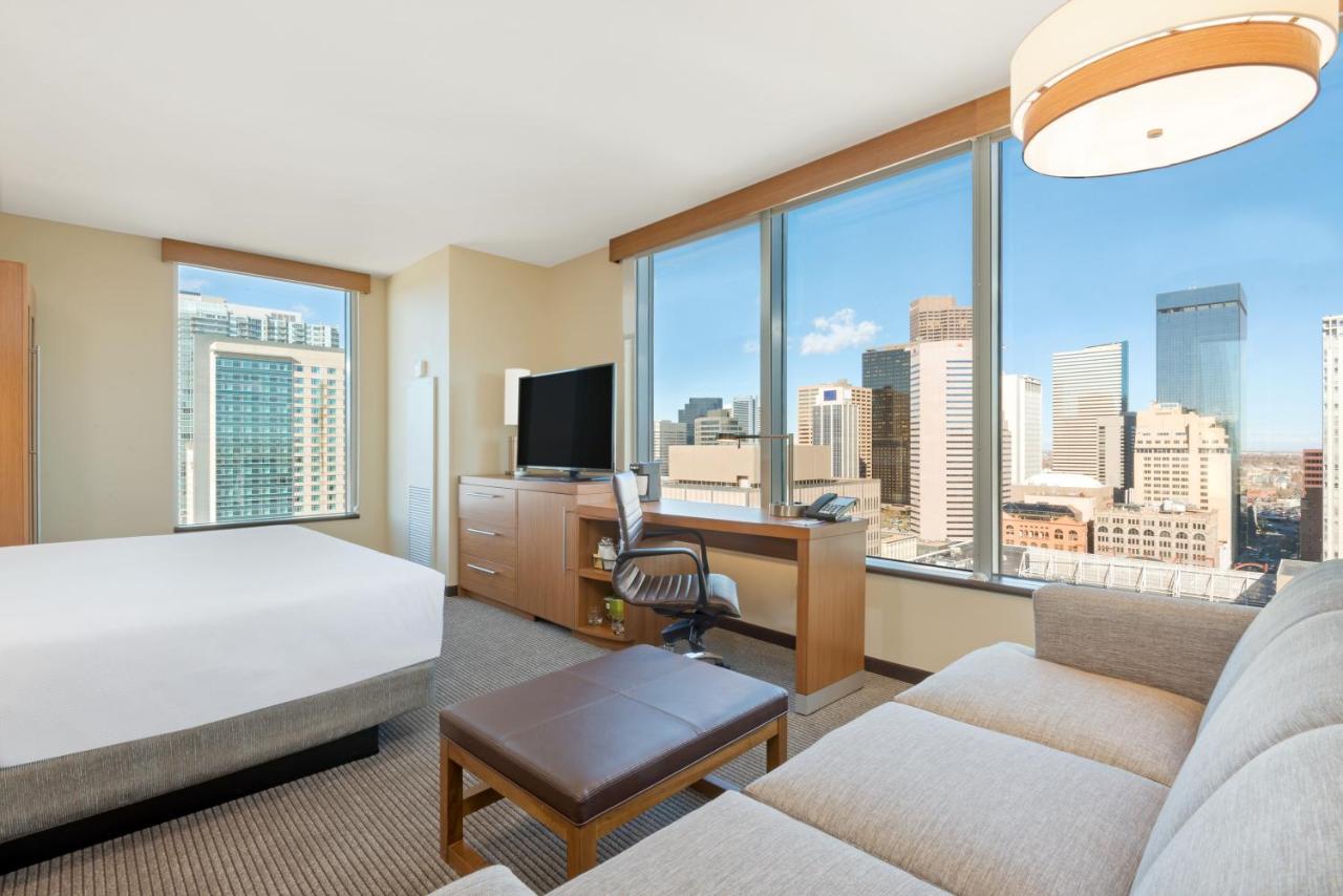 Corner King Room at Hyatt Place Denver Downtown