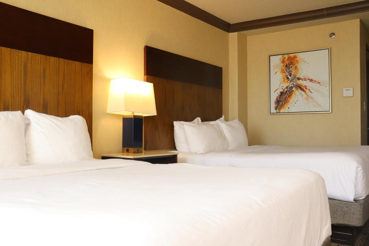 | Crowne Plaza Hotel Harrisburg-Hershey, an IHG Hotel