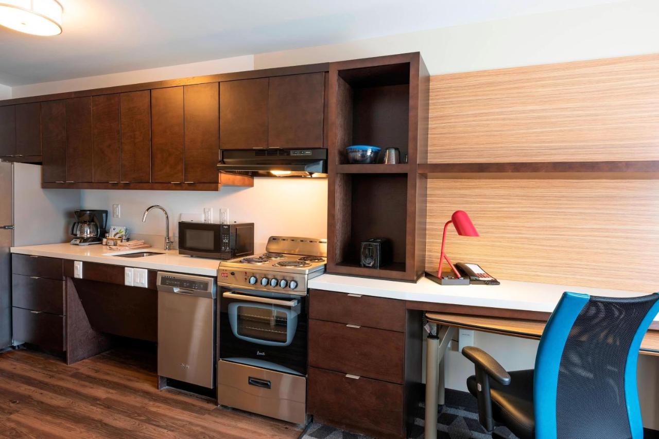 | TownePlace Suites by Marriott Louisville North