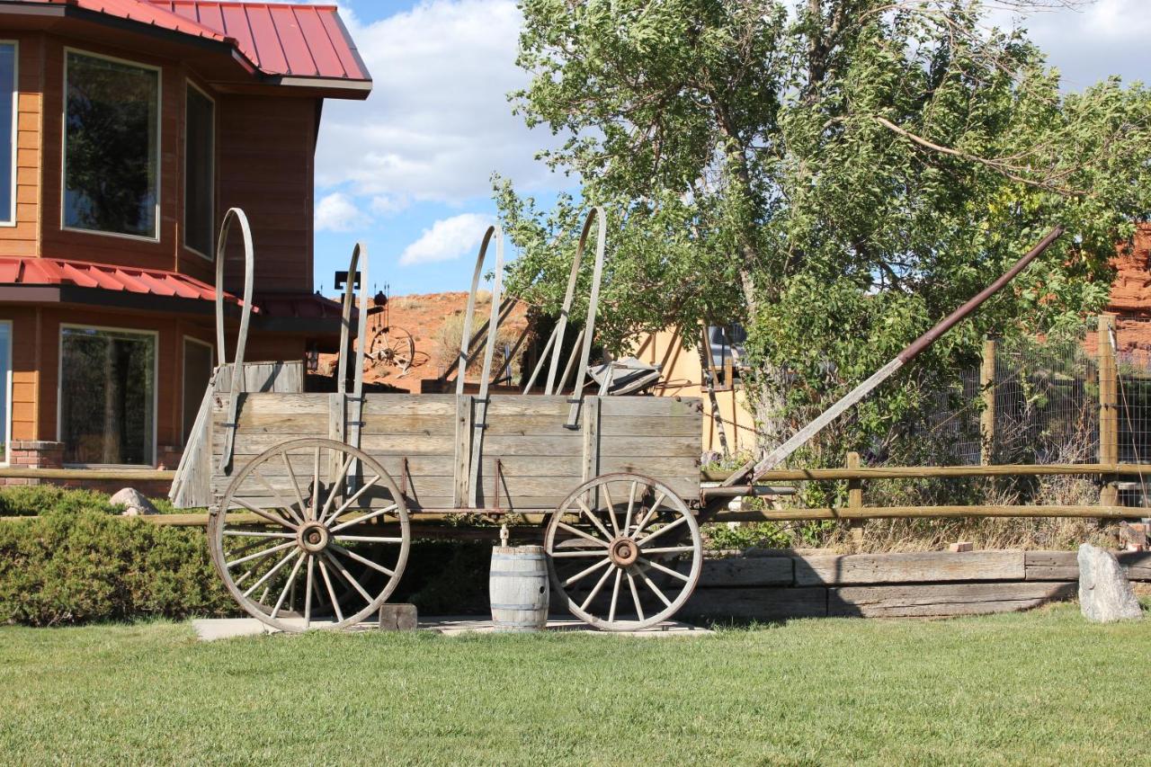 | K3 Guest Ranch