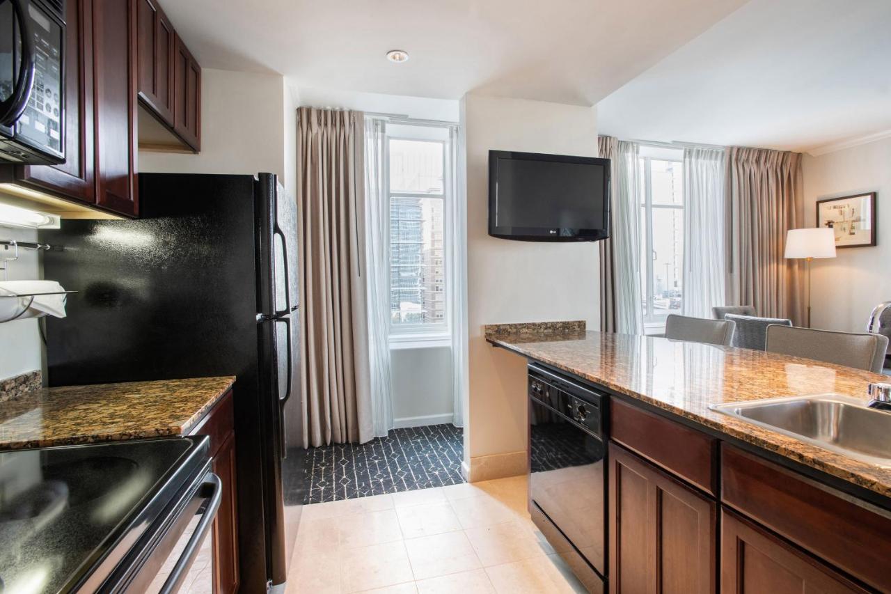 Suite, 1 Bedroom Junior Suite, 1 King, No view, Mid floor at Magnolia Hotel Houston, A Tribute Portfolio Hotel