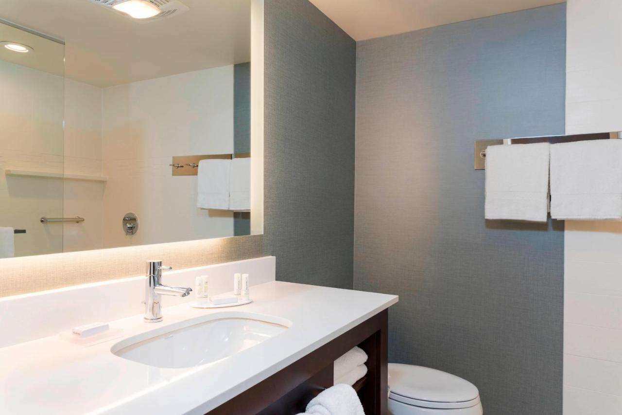  | Residence Inn by Marriott Green Bay Downtown