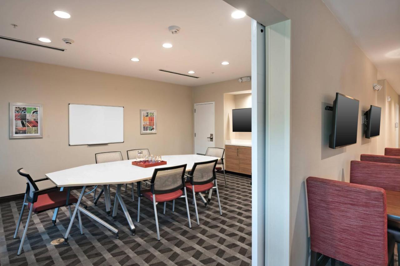 | TownePlace Suites Austin South