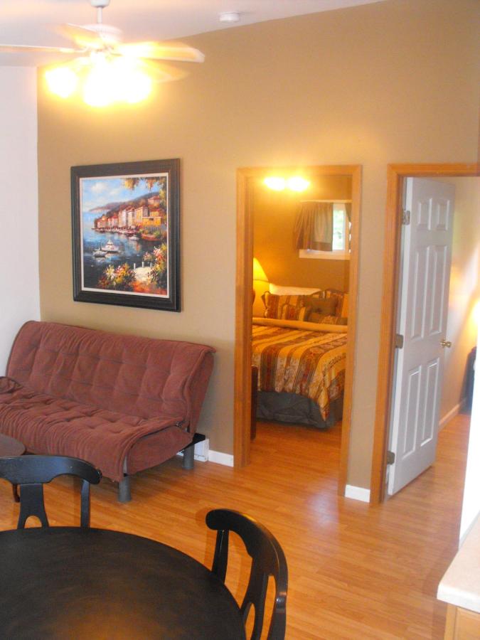  | The Villas on Lake George