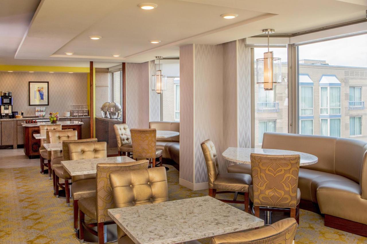  | Sheraton Suites Chicago Elk Grove