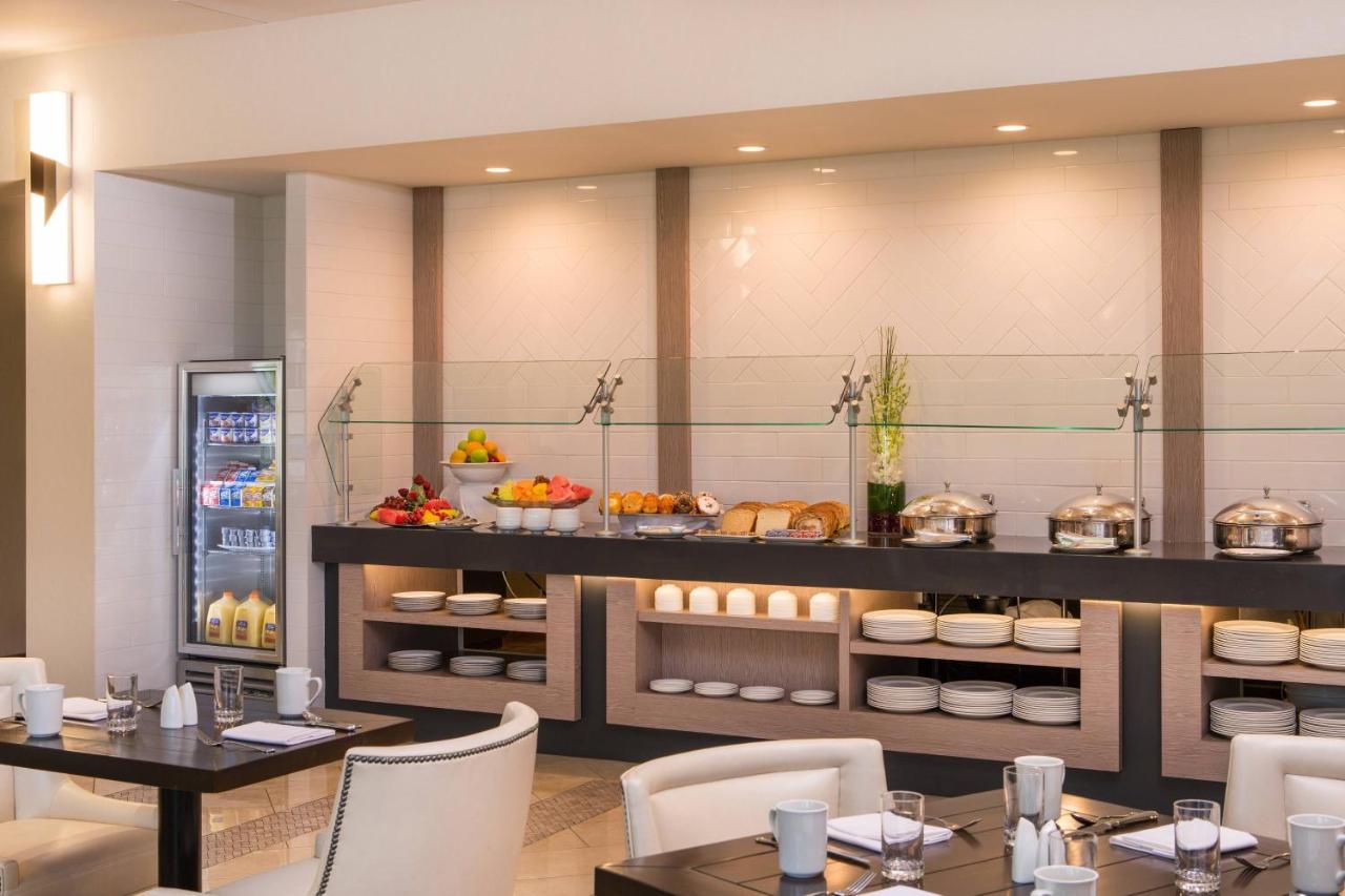  | Sheraton Suites Chicago Elk Grove