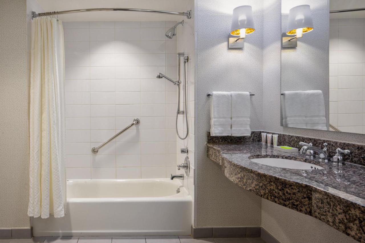 | Le Meridien Dallas by the Galleria