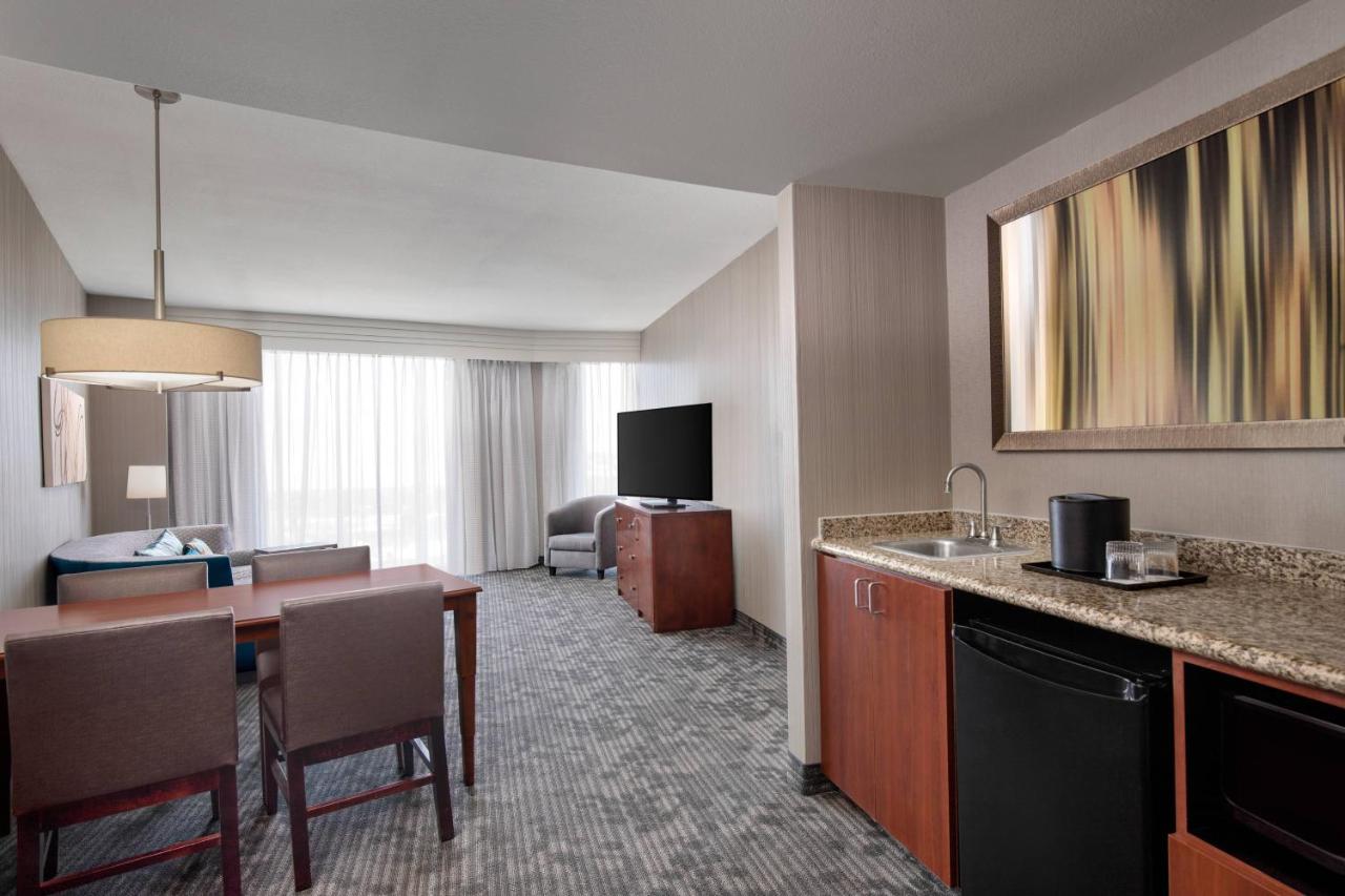 | Courtyard by Marriott Dallas Allen at Allen Event Center