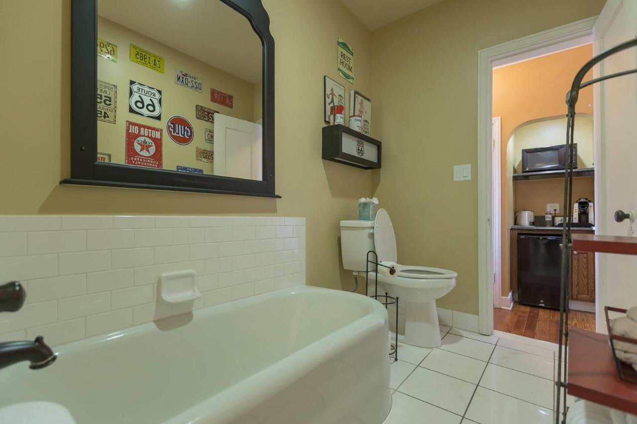 King Suite at The Campbell Hotel on Route 66