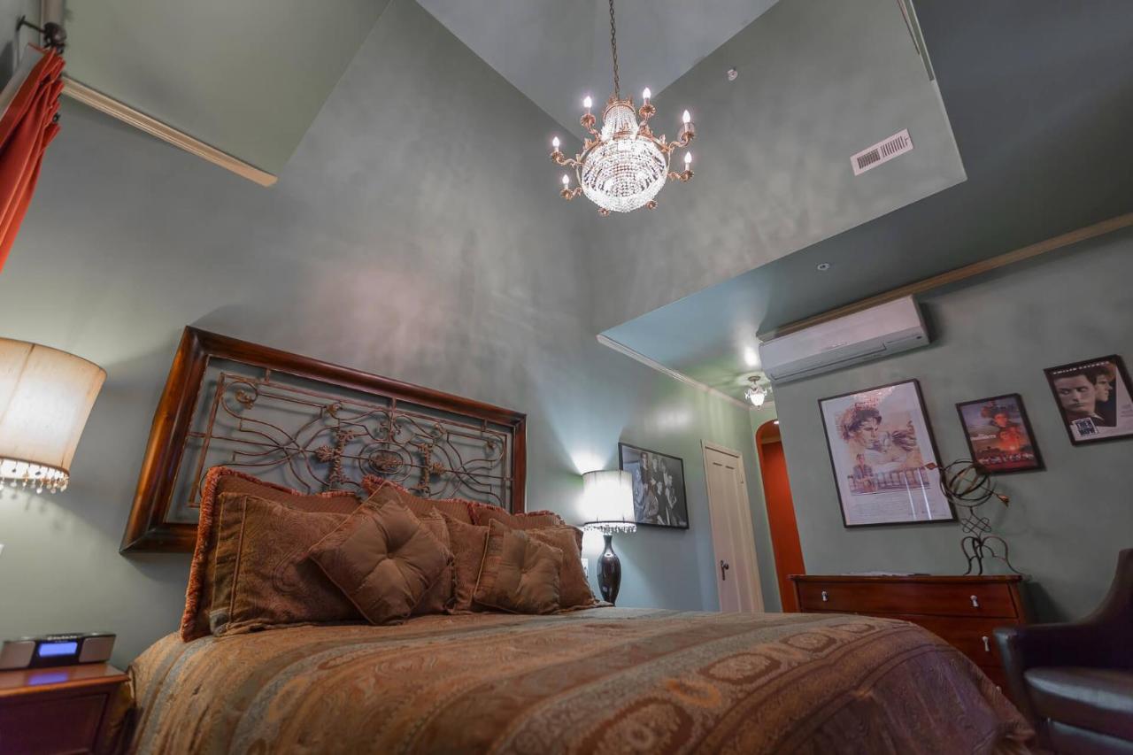 | The Campbell Hotel on Route 66