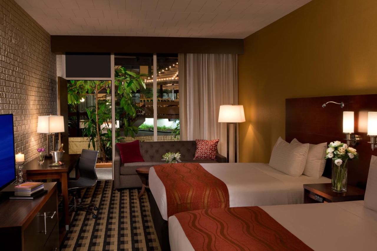 | M Hotel Buffalo