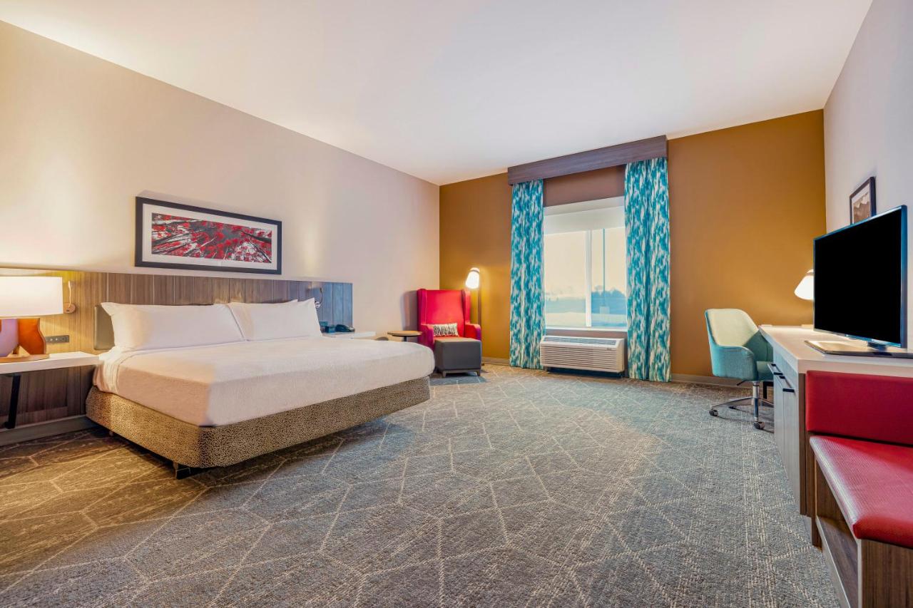 King Room - Disability Access at Hilton Garden Inn Colorado Springs Airport