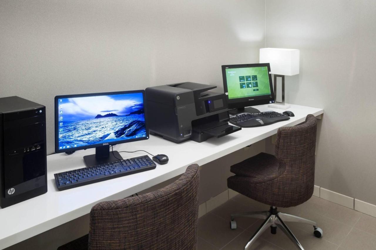  | Residence Inn by Marriott Kansas City Country Club Plaza