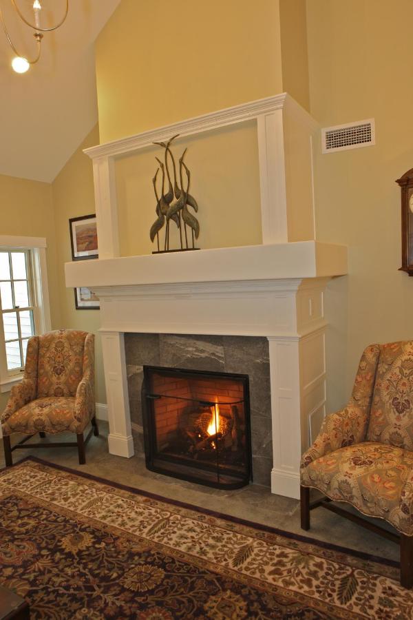| Publick House Historic Inn and Country Motor Lodge