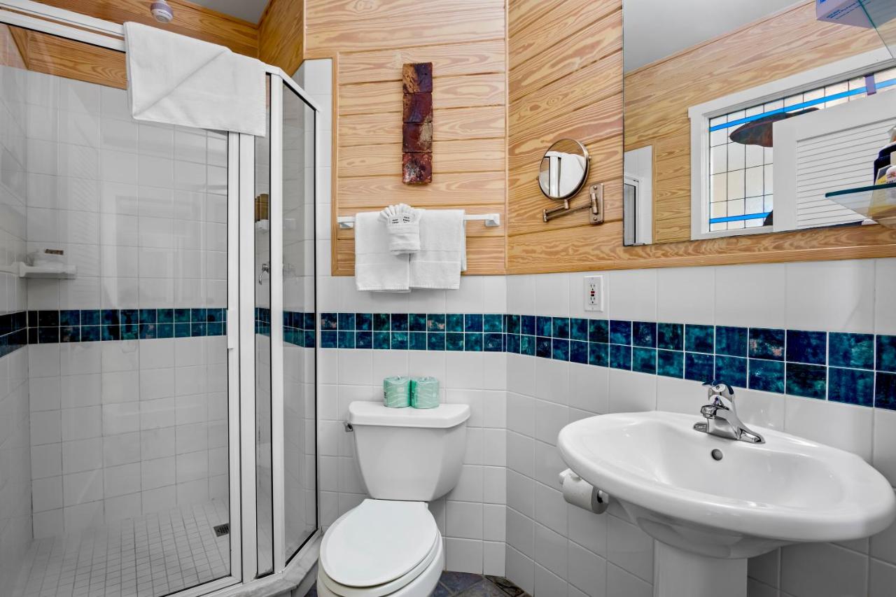 Deluxe Room at Eden House