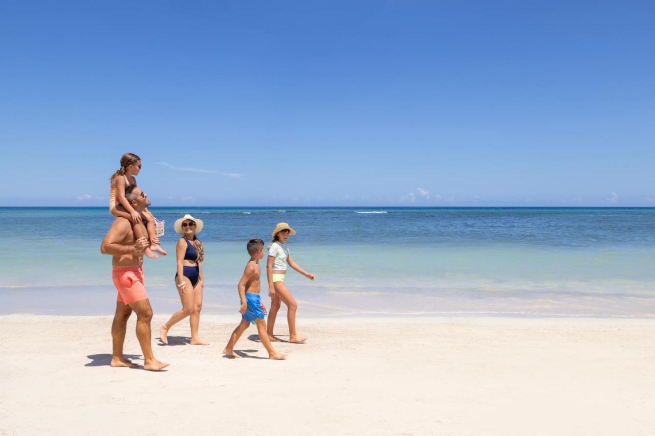 | Hilton Rose Hall Resort & Spa