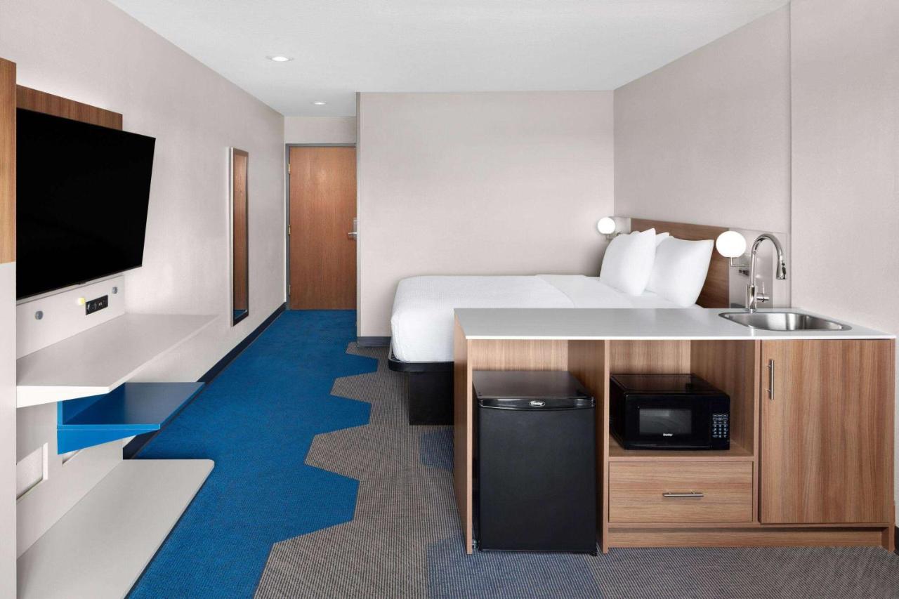 Family Suite 2 Queen Beds Non Smoking at Microtel Inn & Suites by Wyndham Rapid City