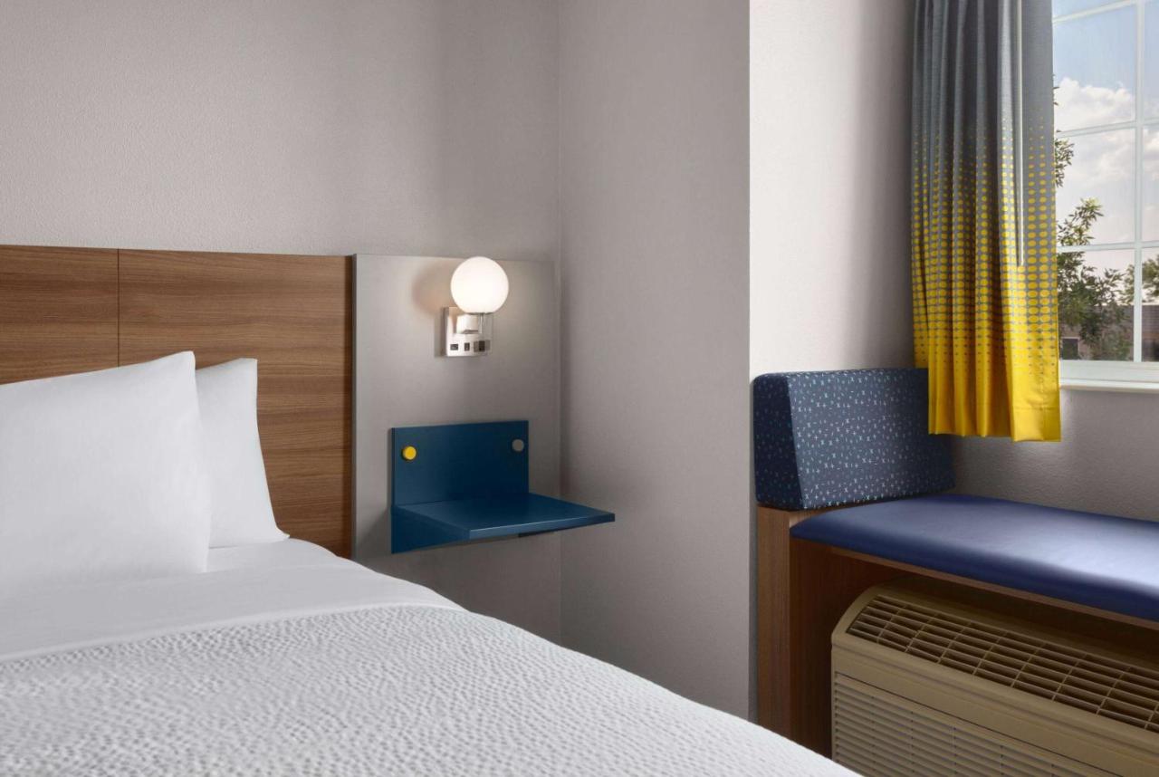 Queen Suite - Mobility Access/Non-Smoking at Microtel Inn & Suites by Wyndham Rapid City