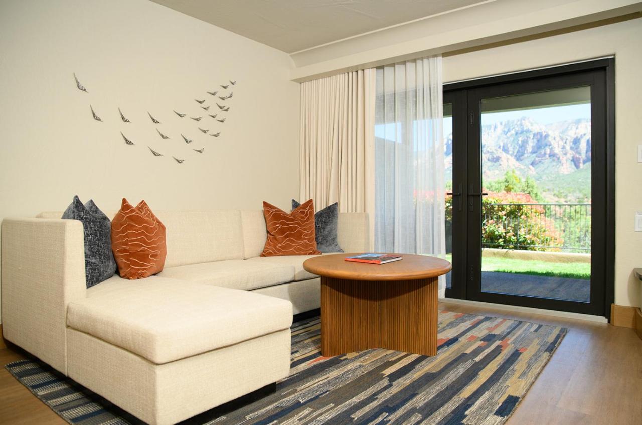 | Orchards Inn