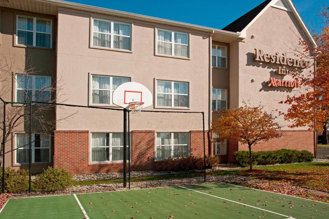 | Residence Inn Lansing West