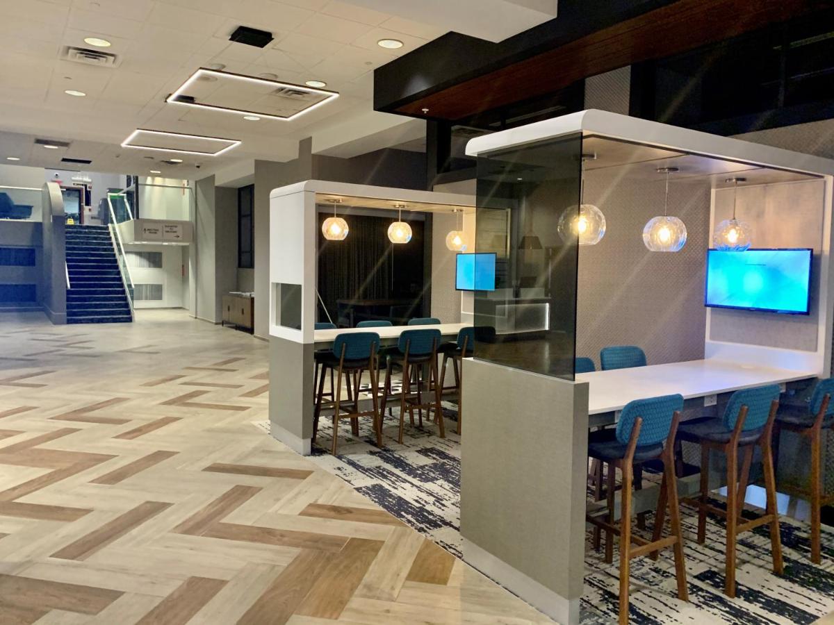 Deluxe Loft Two Doubles at Sonesta Columbus Downtown