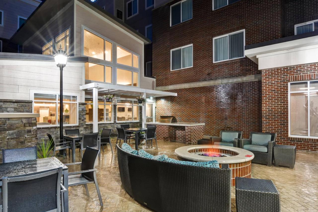 | Residence Inn by Marriott Milwaukee North/Glendale