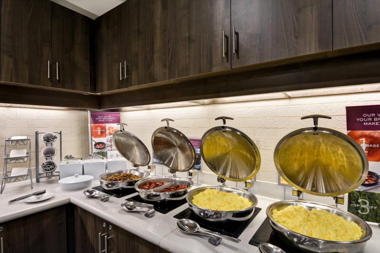 | Residence Inn by Marriott Milwaukee North/Glendale