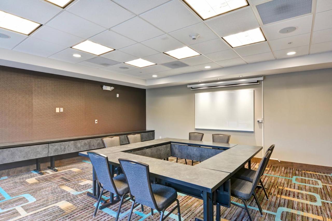| Residence Inn by Marriott Milwaukee North/Glendale