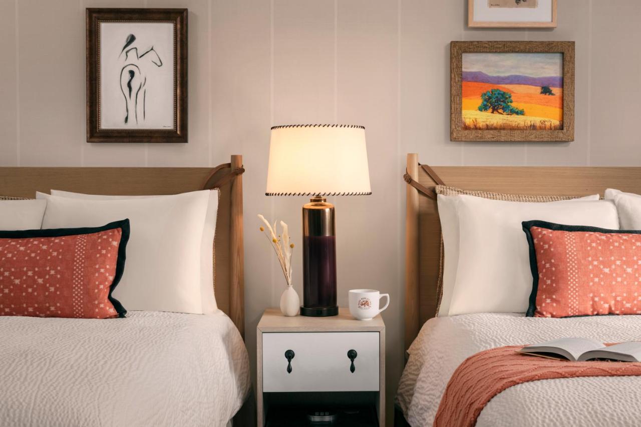  | Paso Robles Inn