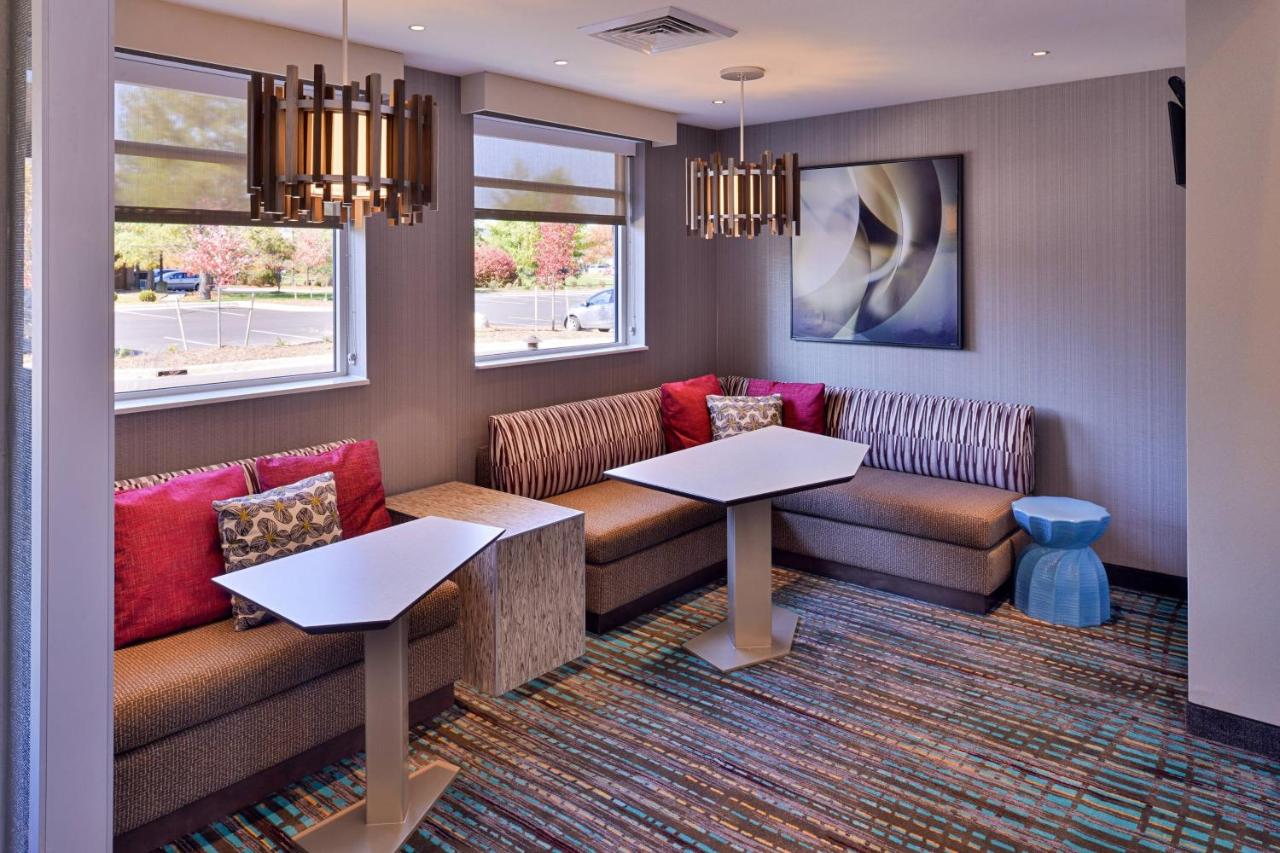 | Residence Inn East Lansing